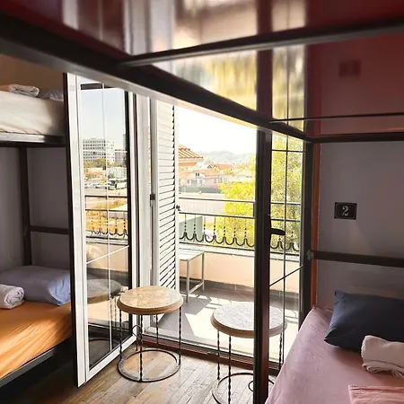 호스텔 Divina 티라나